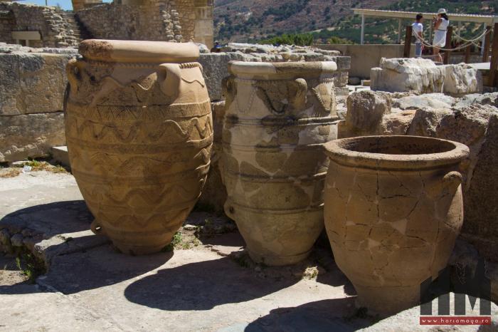 Creta, Cnossos - vase ceramice.jpg