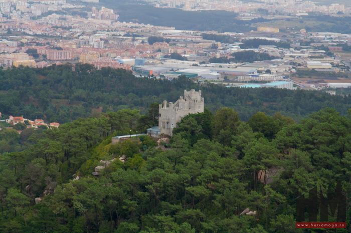 Sintra - panorama Moorish Castle