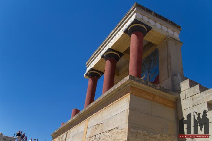 Creta, Cnossos - coloane palat.jpg